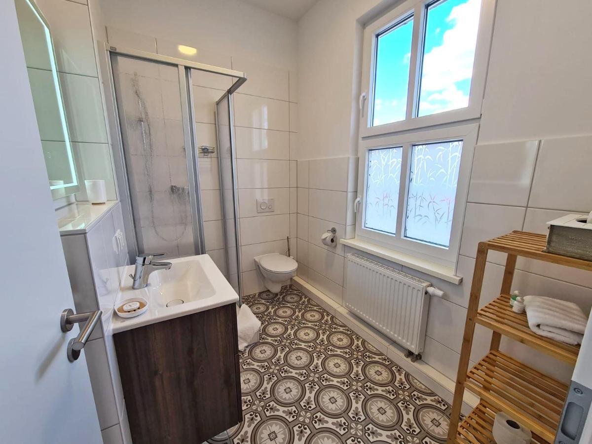 Hotel Gleis 3Viertel Єна Екстер'єр фото