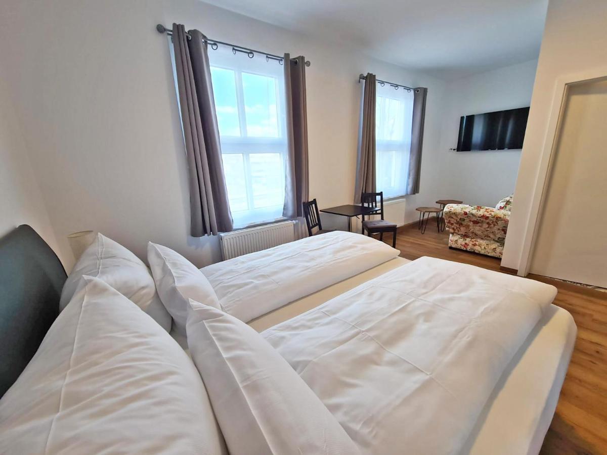 Hotel Gleis 3Viertel Єна Екстер'єр фото