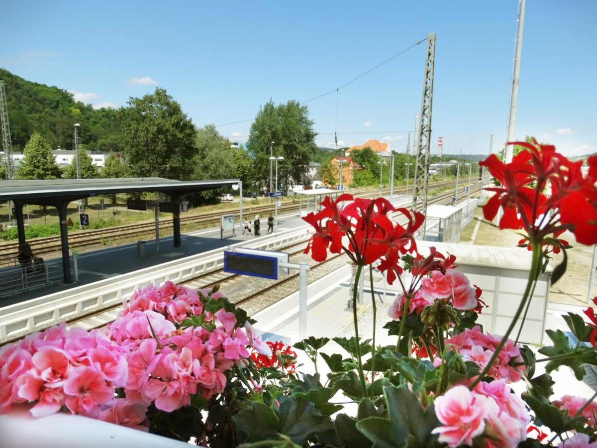 Hotel Gleis 3Viertel Єна Екстер'єр фото