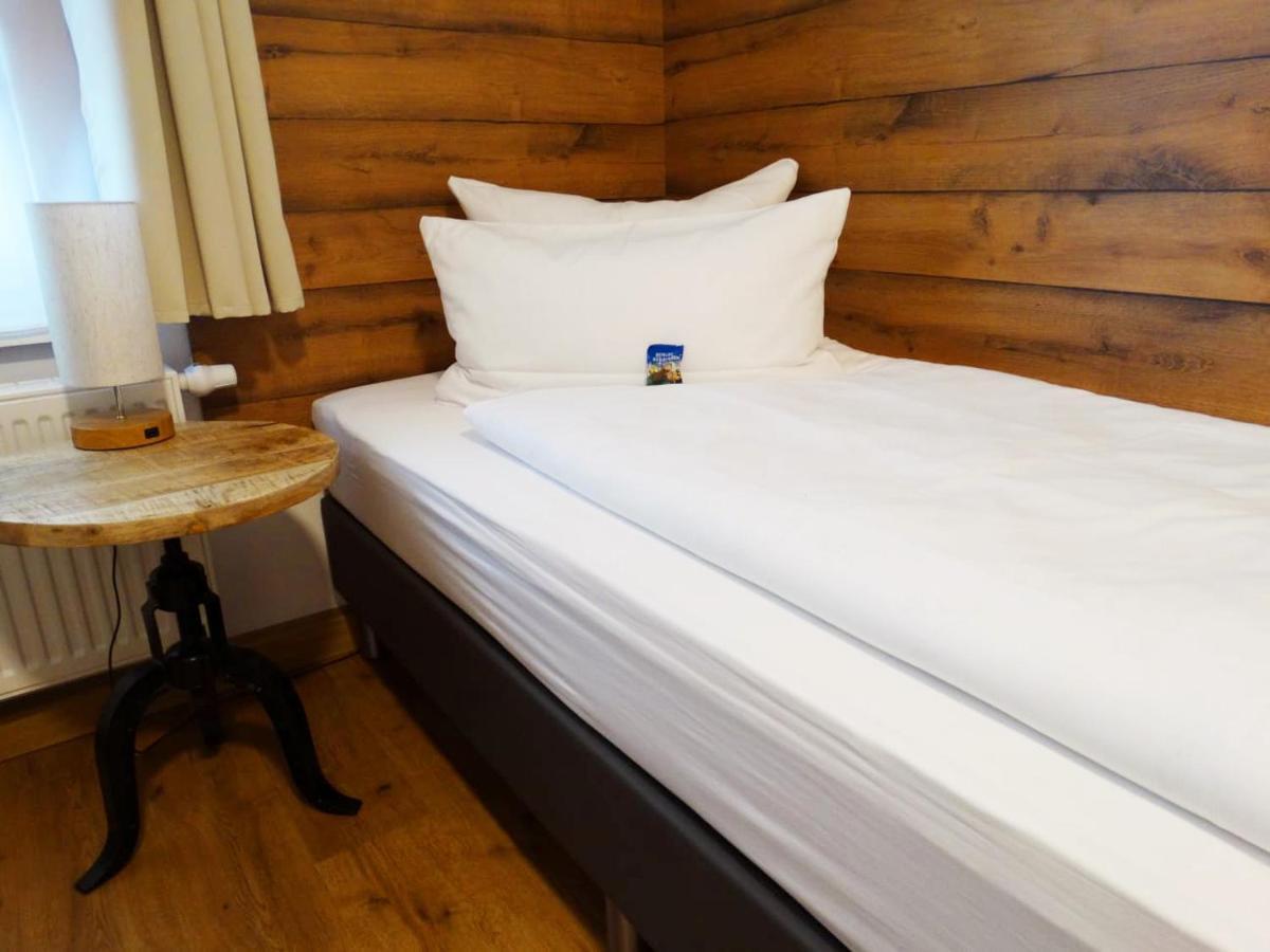 Hotel Gleis 3Viertel Єна Екстер'єр фото